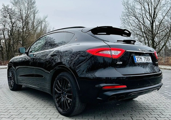 Maserati Levante cena 234900 przebieg: 50000, rok produkcji 2019 z Warszawa małe 379